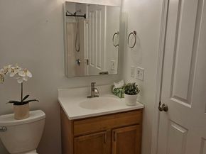 315 Cambridge St 302A, Worcester MA 01603