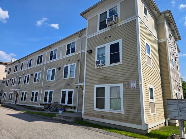 315 Cambridge St 302A, Worcester MA 01603
