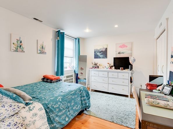492 Massachusetts Ave 53, Boston MA 02118