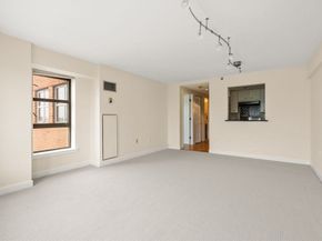 931 Massachusetts Ave 1003, Cambridge MA 02139