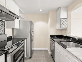 931 Massachusetts Ave 1003, Cambridge MA 02139