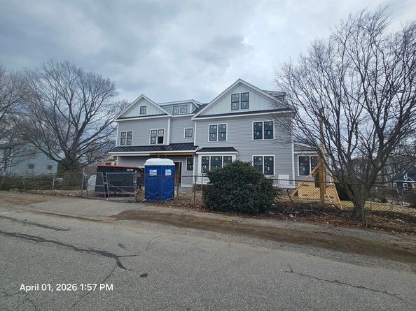 11 Greenough St, Needham MA 02494