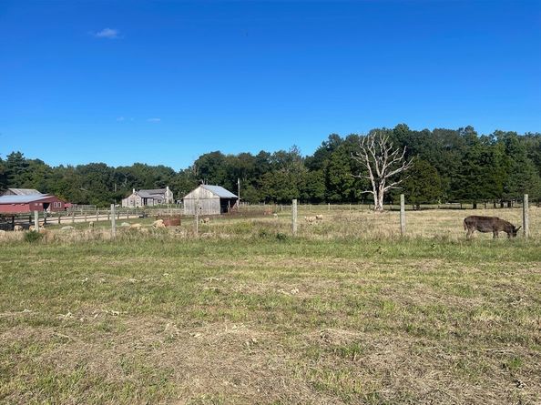 295 Cherry St, Middleboro MA 02346