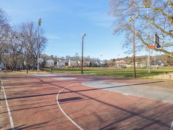 455 Summer St 455, Arlington MA 02474