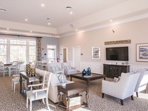 320 Martins Landing Way 210, North Reading MA 01864