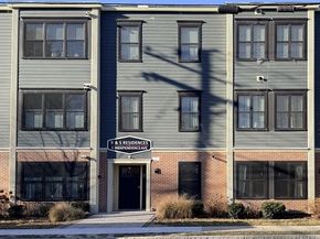 9 Independence Ave 307, Braintree MA 02184