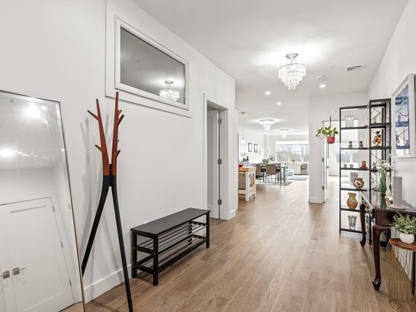 9 Independence Ave 307, Braintree MA 02184