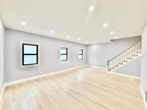 15 Berwick St 15, Melrose MA 02176