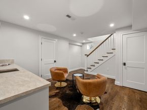 209 High St, Brookline MA 02445