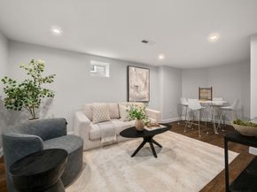 209 High St, Brookline MA 02445