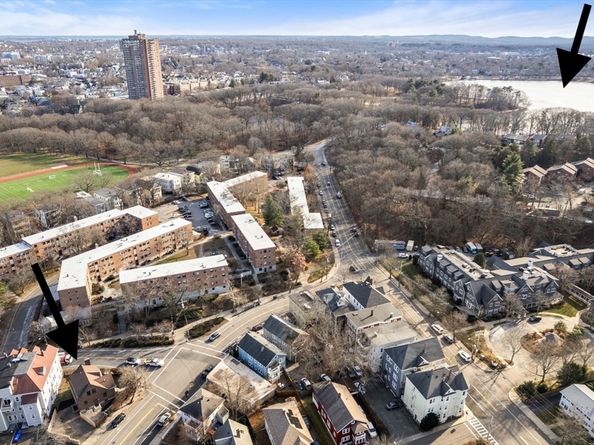 209 High St, Brookline MA 02445