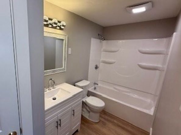 18 Williamsburg Ct 23, Shrewsbury MA 01545