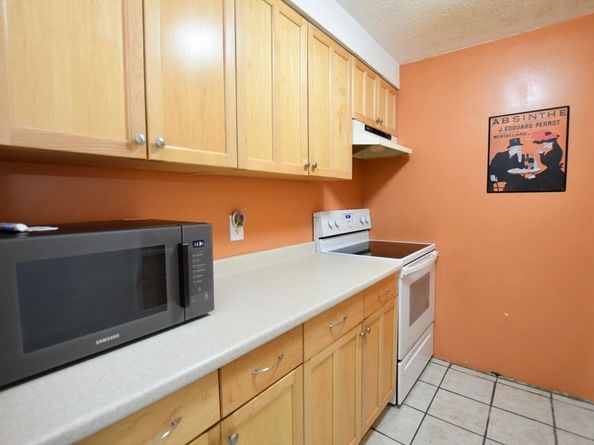 180 Main St. B36, Bridgewater MA 02324