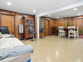 47 School St, Saugus MA 01906