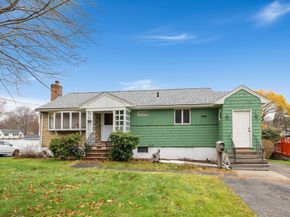 47 School St, Saugus MA 01906