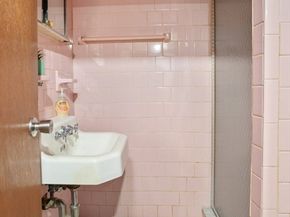 47 School St, Saugus MA 01906