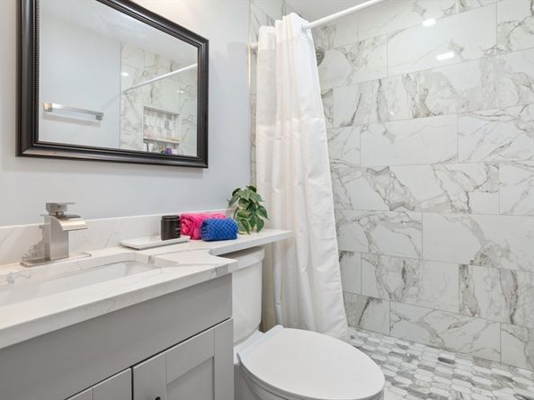 47 School St, Saugus MA 01906