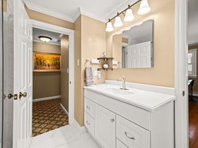 73 Ryder Rd, Weymouth MA 02190