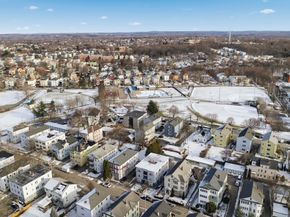 17 Fairbanks St, Worcester MA 01610