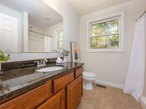 30 Mckenna Dr 30, Billerica MA 01862