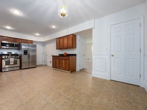 30 Mckenna Dr 30, Billerica MA 01862