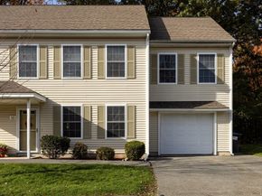30 Mckenna Dr 30, Billerica MA 01862