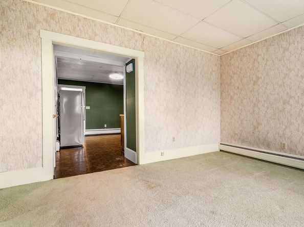 29 Brightwood Ave, North Andover MA 01845