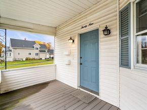 29 Brightwood Ave, North Andover MA 01845