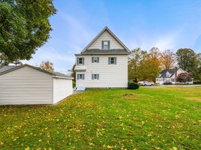 29 Brightwood Ave, North Andover MA 01845