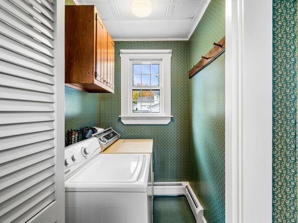 29 Brightwood Ave, North Andover MA 01845