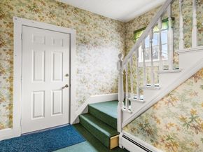 29 Brightwood Ave, North Andover MA 01845