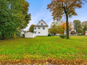29 Brightwood Ave, North Andover MA 01845