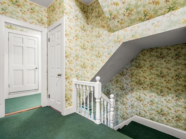 29 Brightwood Ave, North Andover MA 01845