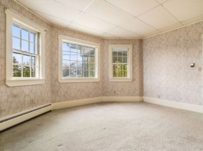 29 Brightwood Ave, North Andover MA 01845