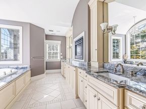 64 Wenham Rd, Carver MA 02330