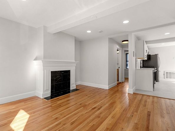 250 W Fifth St, Boston MA 02127