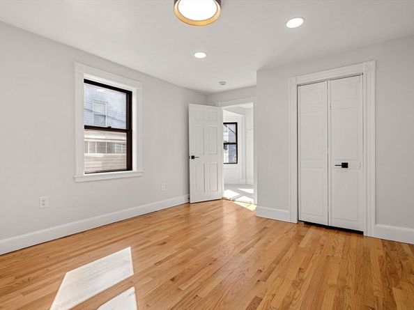 250 W Fifth St, Boston MA 02127
