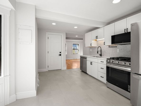 250 W Fifth St, Boston MA 02127