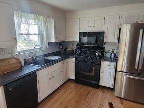 35 Park Ave, Reading MA 01867