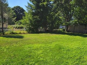 35 Park Ave, Reading MA 01867
