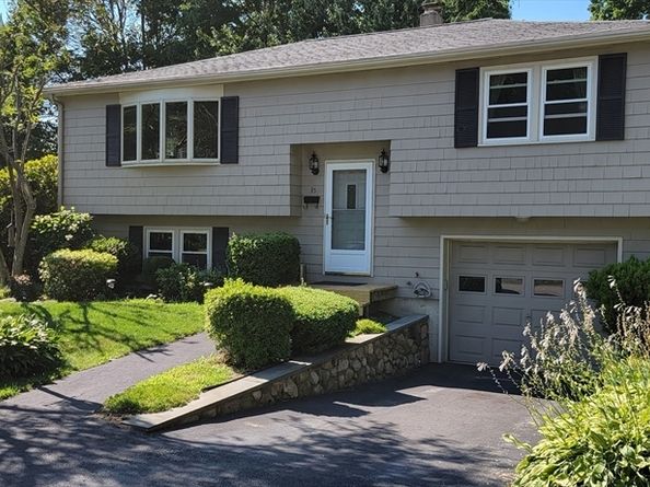 35 Park Ave, Reading MA 01867
