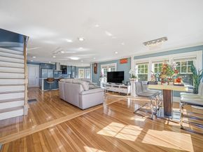 16 Munroe Street, Lynnfield MA 01940