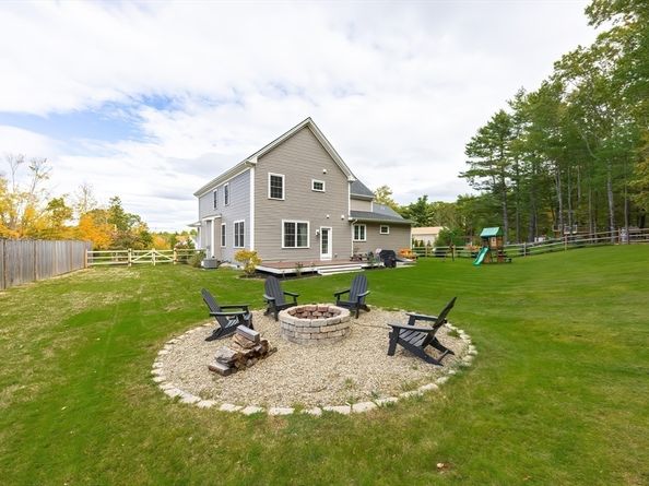 4 Sheppards Way, Ipswich MA 01938