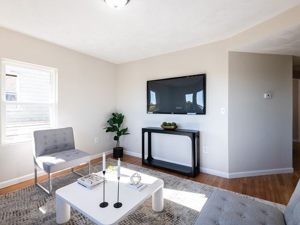 407 Washington St 5, Boston MA 02124