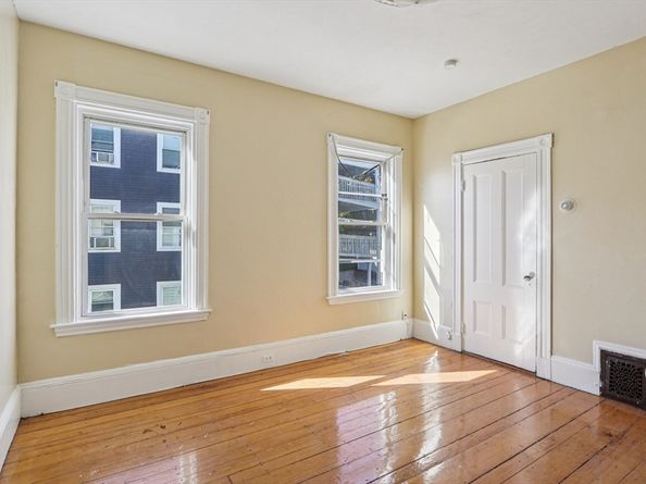 35-37 Clarkson St, Boston MA 02125