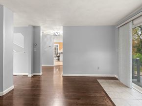 8 Mcdonald Rd, Wilmington MA 01887
