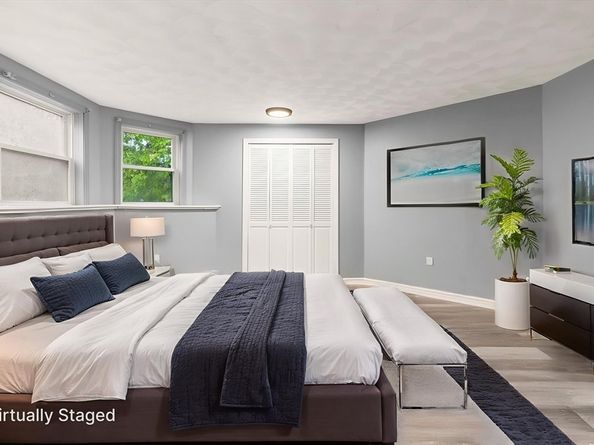 8 Mcdonald Rd, Wilmington MA 01887