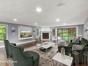 8 Mcdonald Rd, Wilmington MA 01887