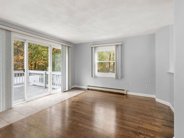 8 Mcdonald Rd, Wilmington MA 01887