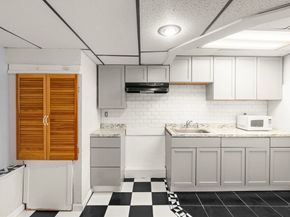 8 Mcdonald Rd, Wilmington MA 01887